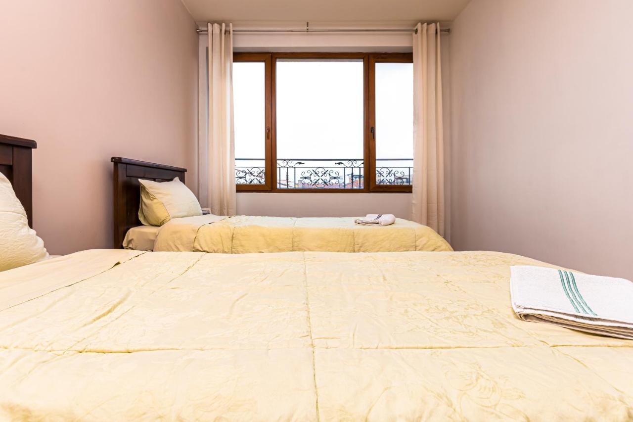 The Walnut 2Bd Apartment พลอฟดิฟ ภายนอก รูปภาพ