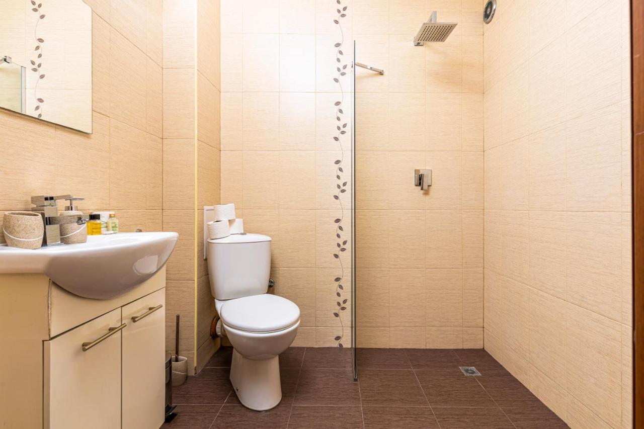 The Walnut 2Bd Apartment พลอฟดิฟ ภายนอก รูปภาพ