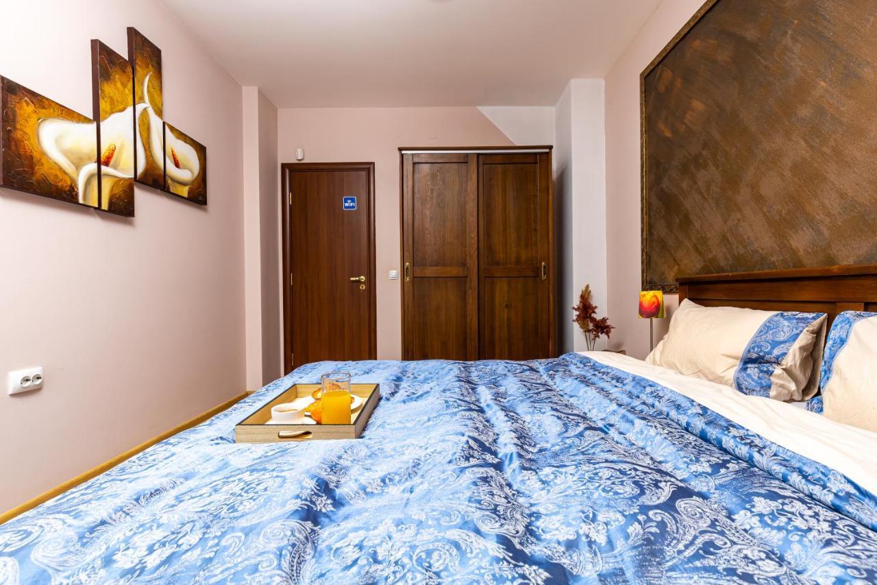 The Walnut 2Bd Apartment พลอฟดิฟ ภายนอก รูปภาพ