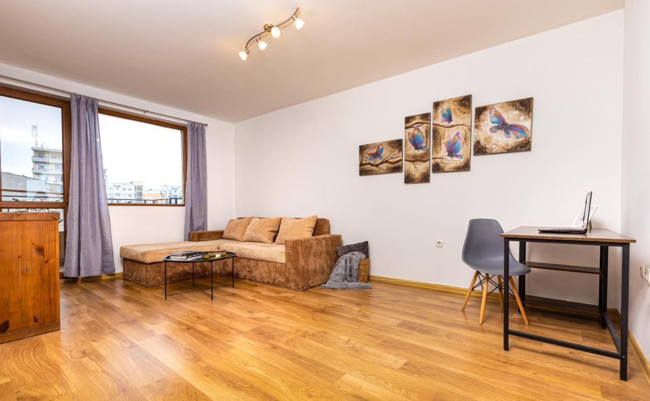 The Walnut 2Bd Apartment พลอฟดิฟ ภายนอก รูปภาพ