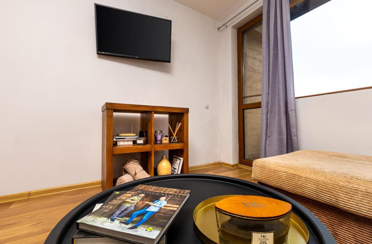 The Walnut 2Bd Apartment พลอฟดิฟ ภายนอก รูปภาพ