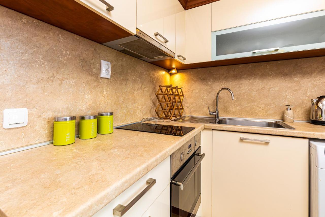 The Walnut 2Bd Apartment พลอฟดิฟ ภายนอก รูปภาพ