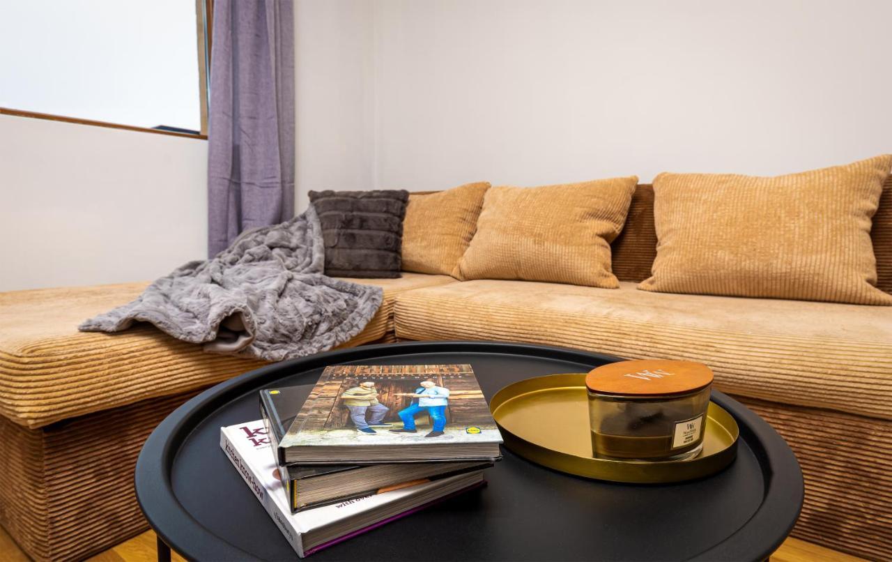 The Walnut 2Bd Apartment พลอฟดิฟ ภายนอก รูปภาพ